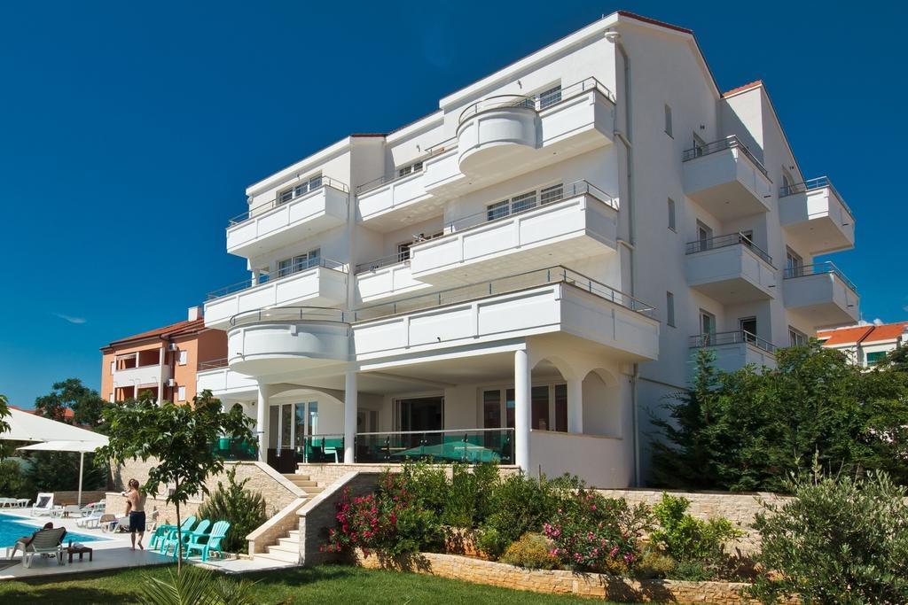 House Novalia Hotel Novalja Ngoại thất bức ảnh