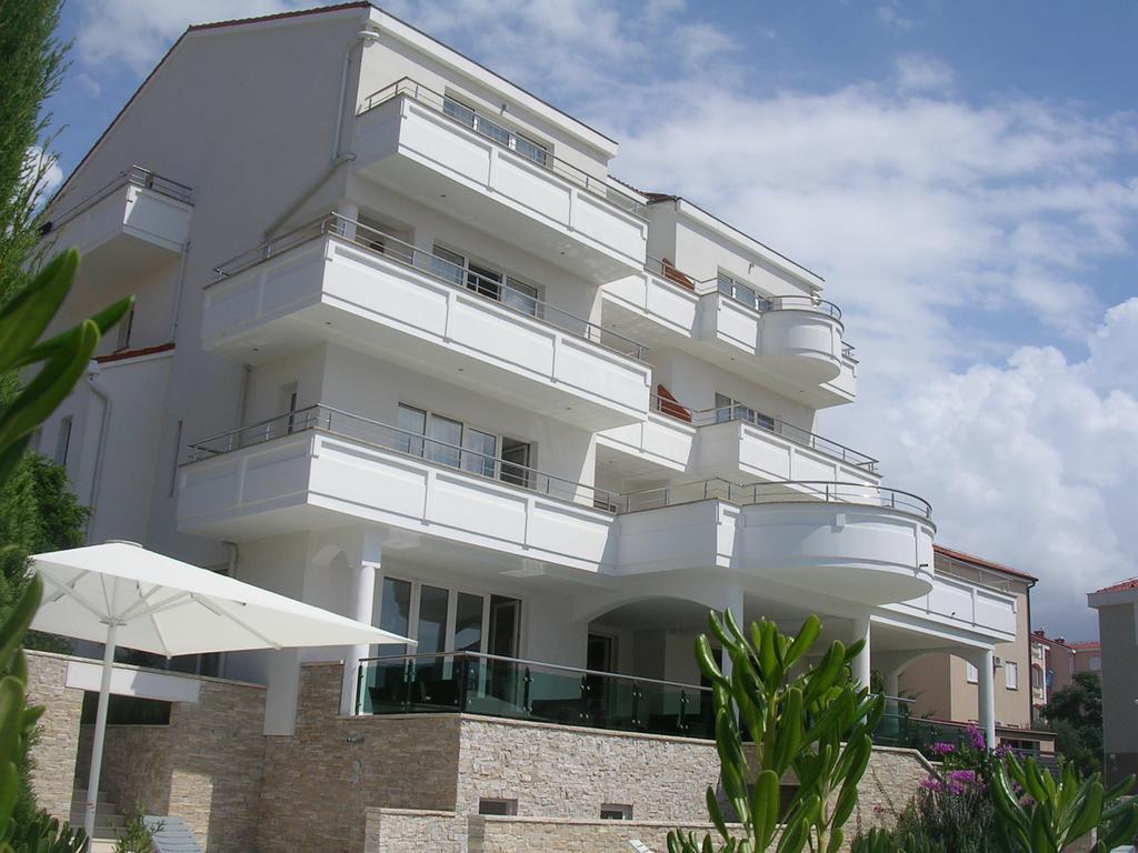 House Novalia Hotel Novalja Ngoại thất bức ảnh