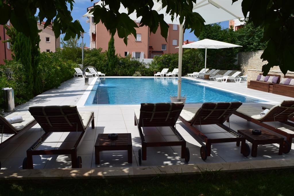 House Novalia Hotel Novalja Ngoại thất bức ảnh