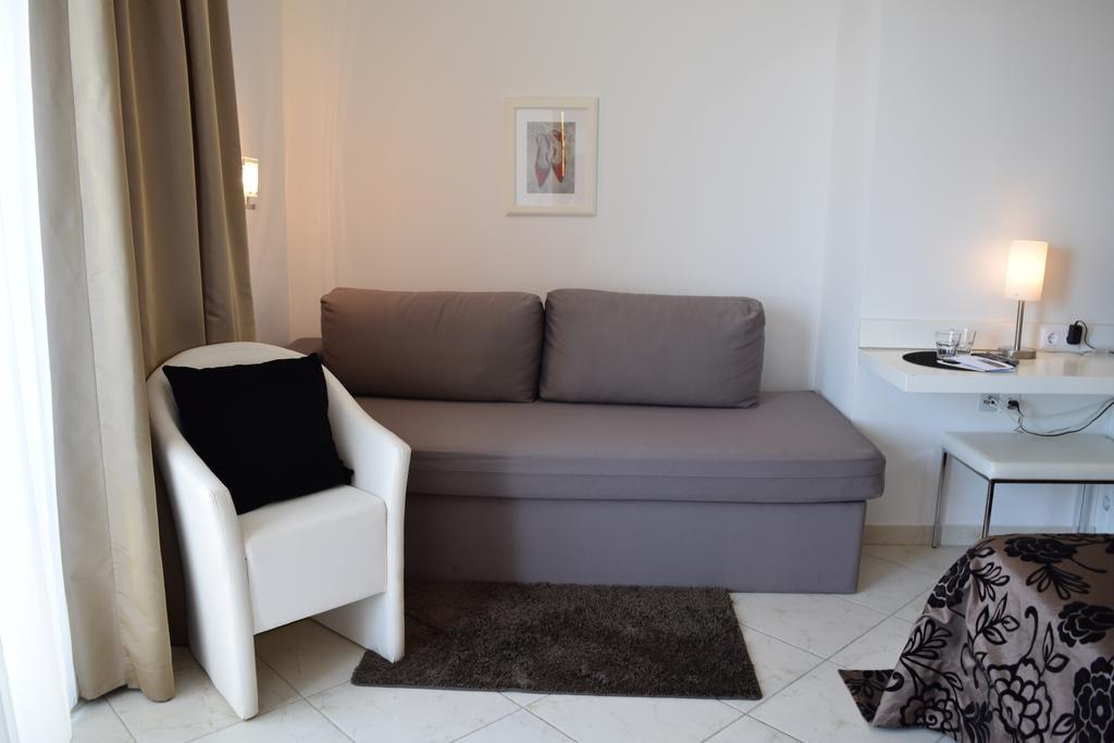 House Novalia Hotel Novalja Ngoại thất bức ảnh