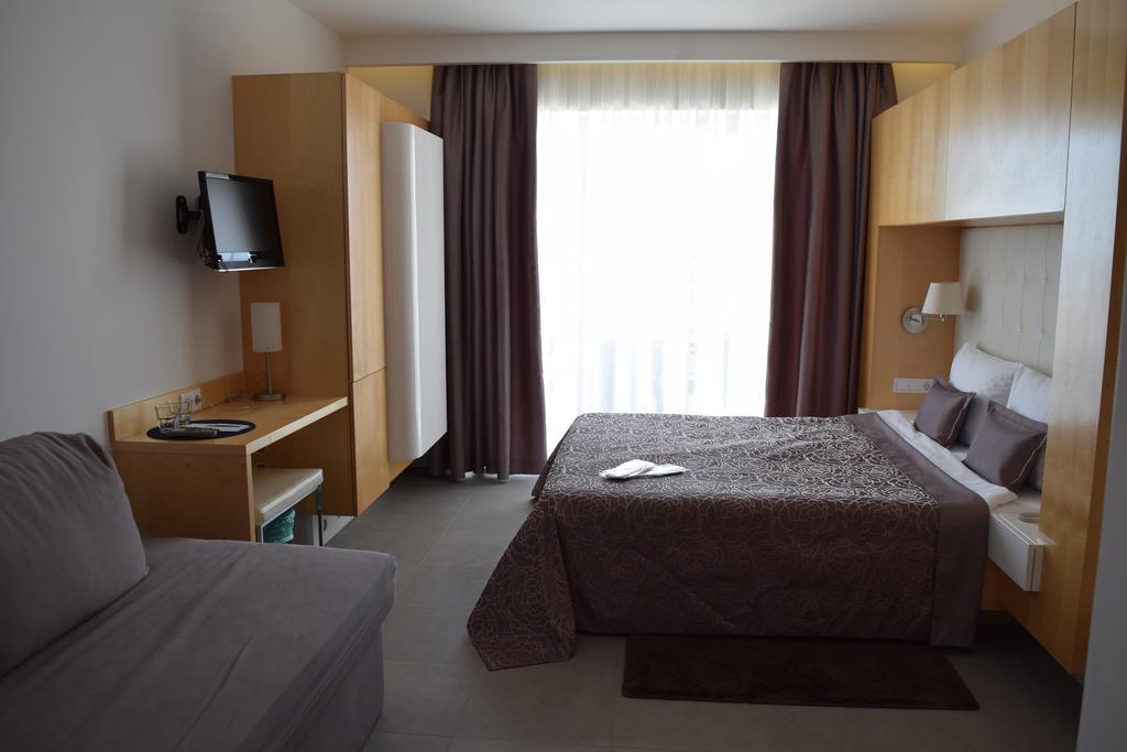 House Novalia Hotel Novalja Ngoại thất bức ảnh