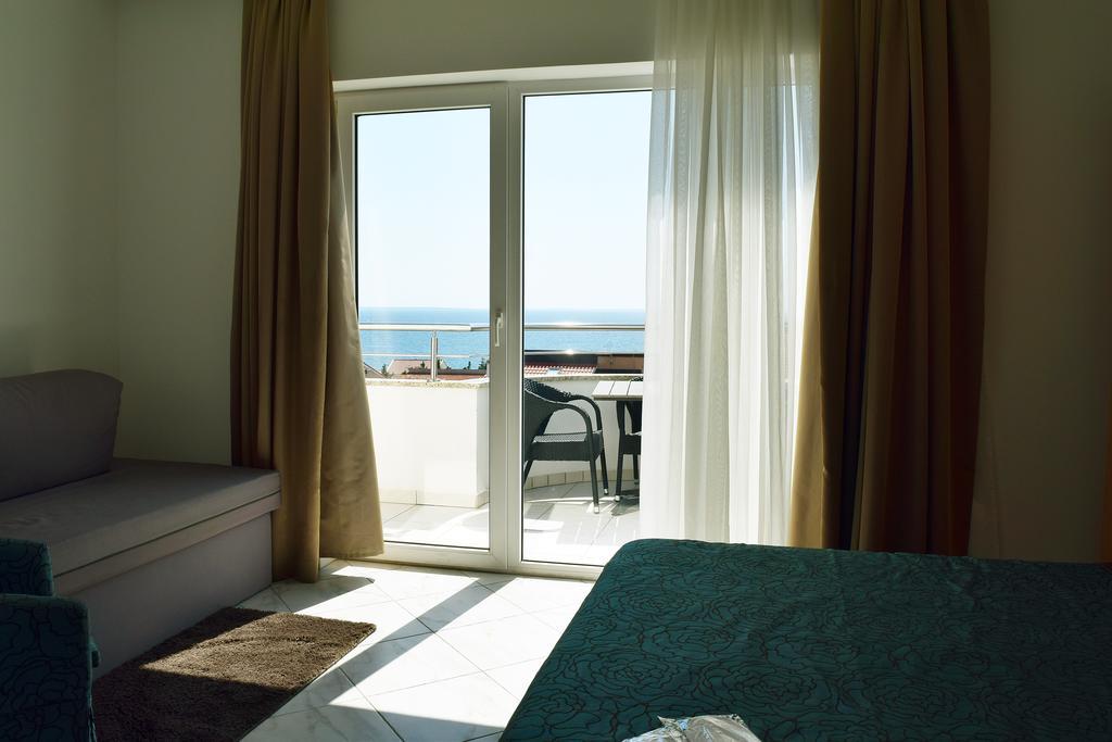 House Novalia Hotel Novalja Ngoại thất bức ảnh