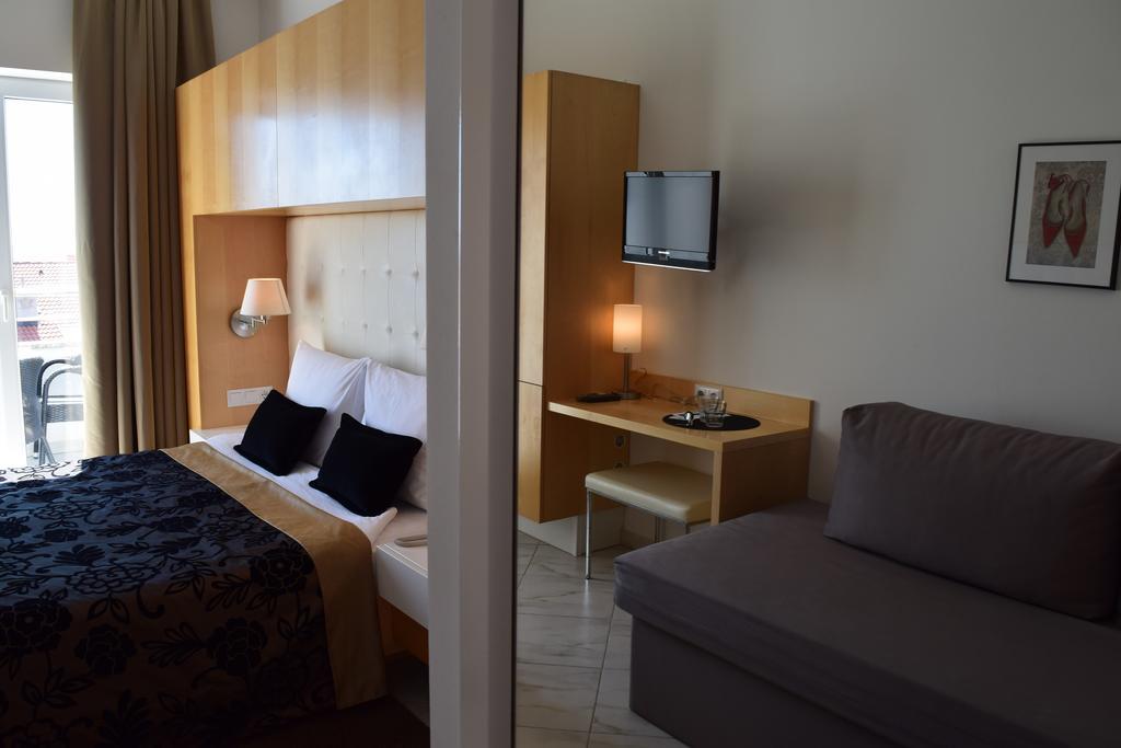 House Novalia Hotel Novalja Ngoại thất bức ảnh